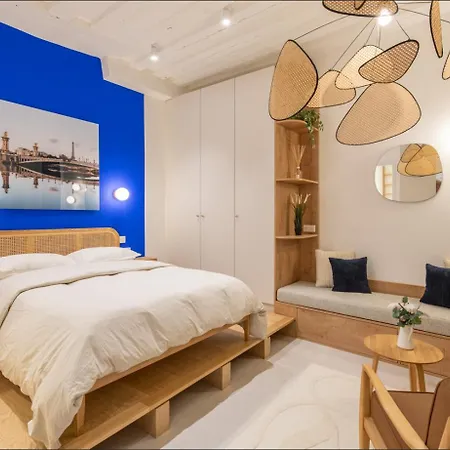 Geranimus : Heart Of Montorgeuil Apartment Paris